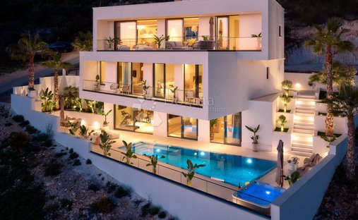 House in Zedno, Split-Dalmatia County, Croatia 1