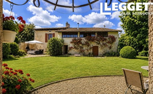 Casa a Verteillac, Nuova Aquitania, Francia 1