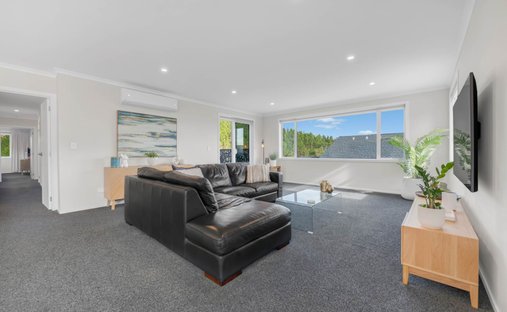 House in Maraetai, Auckland, New Zealand 1