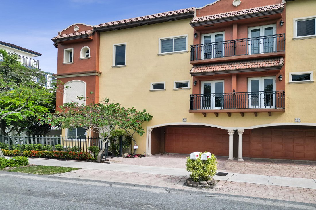 Townhouse in Fort Lauderdale, Florida, United States 5 - 18132121