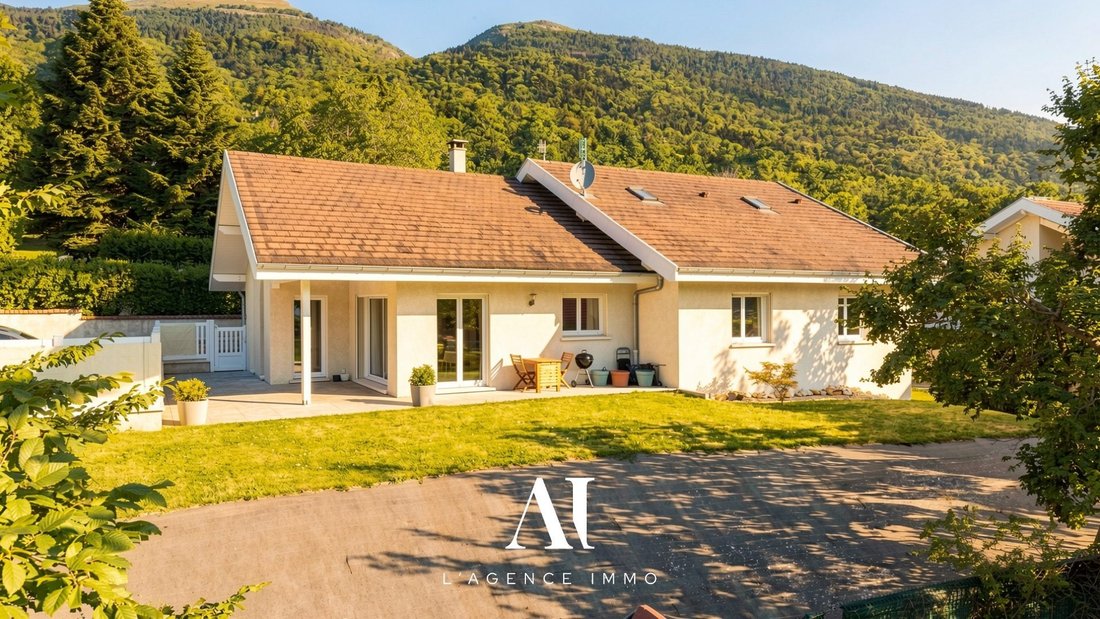 House in Échenevex, Auvergne-Rhône-Alpes, France 1 - 18206846