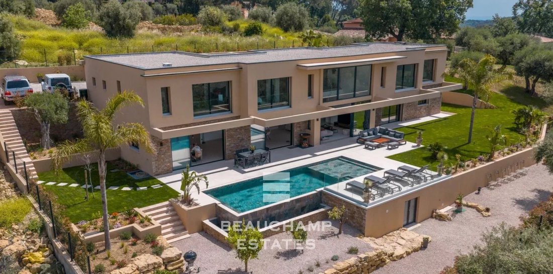 Villa in Opio, Provence-Alpes-Côte d'Azur, France 1 - 18120194