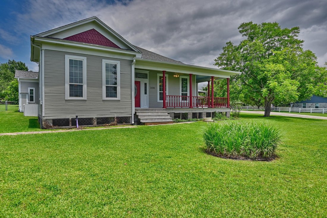 House in Navasota, Texas, United States 1 - 18200430
