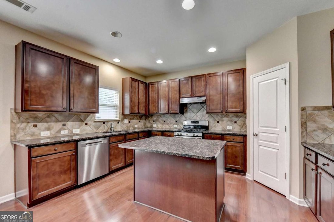 House in Suwanee, Georgia, United States 2 - 18200538