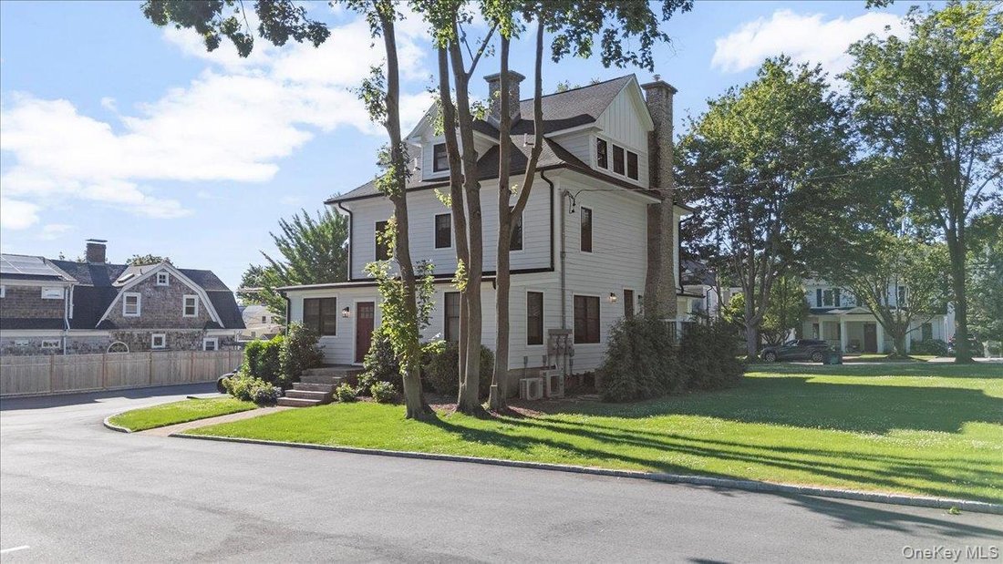 House in Halesite, New York, United States 4 - 18074626