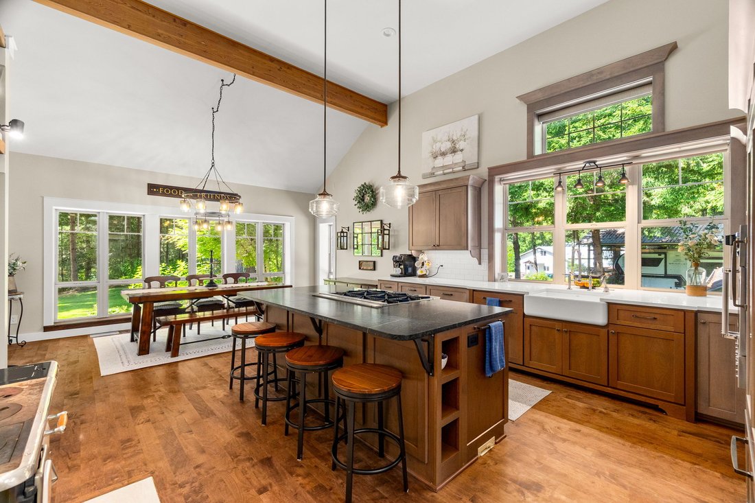 House in Rainier, Washington, United States 5 - 18202022