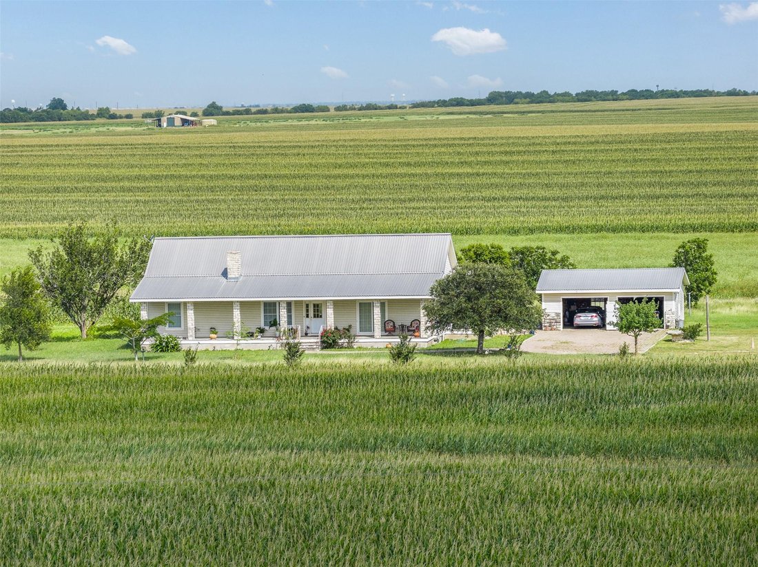 House in Beyersville, Texas, United States 3 - 18204391