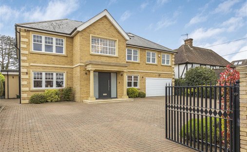 House in Welham Green, Hatfield, England 1