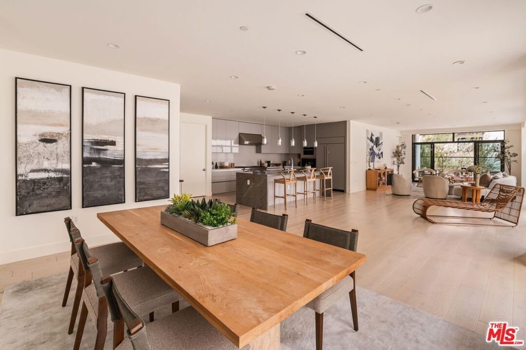 Condo in Beverly Hills, California, United States 1 - 18203423