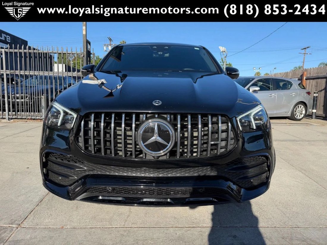 Suv in Van Nuys, CA, United States 2 - 18202053