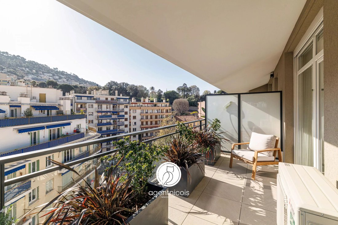 Appartement à Nice, Provence-Alpes-Côte d'Azur, France 2 - 17494075