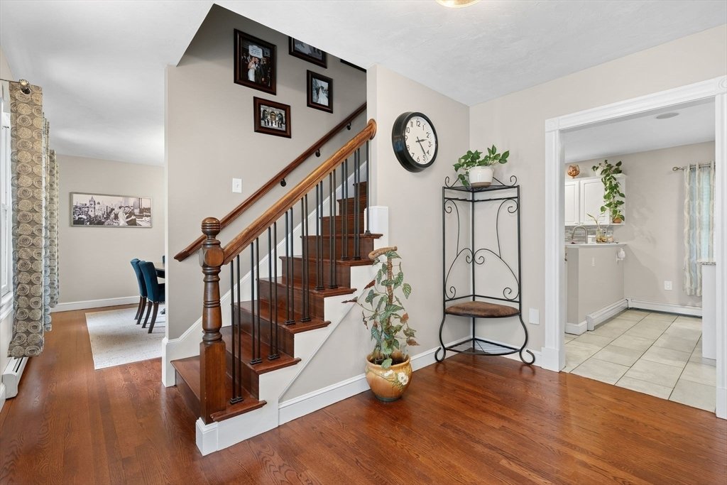 House in Weymouth, Massachusetts, United States 4 - 18207054