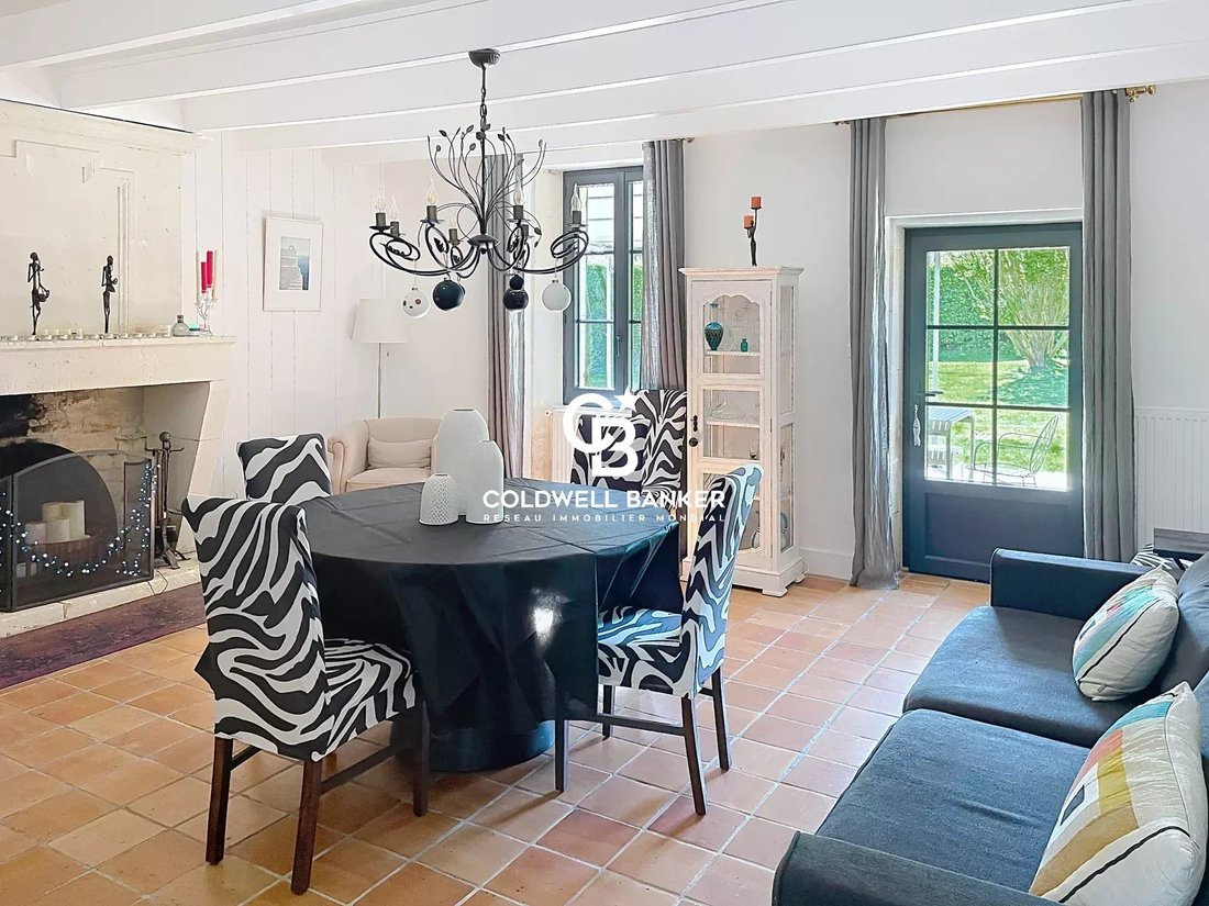 Estate in Corme-Royal, Nouvelle-Aquitaine, France 4 - 18199433