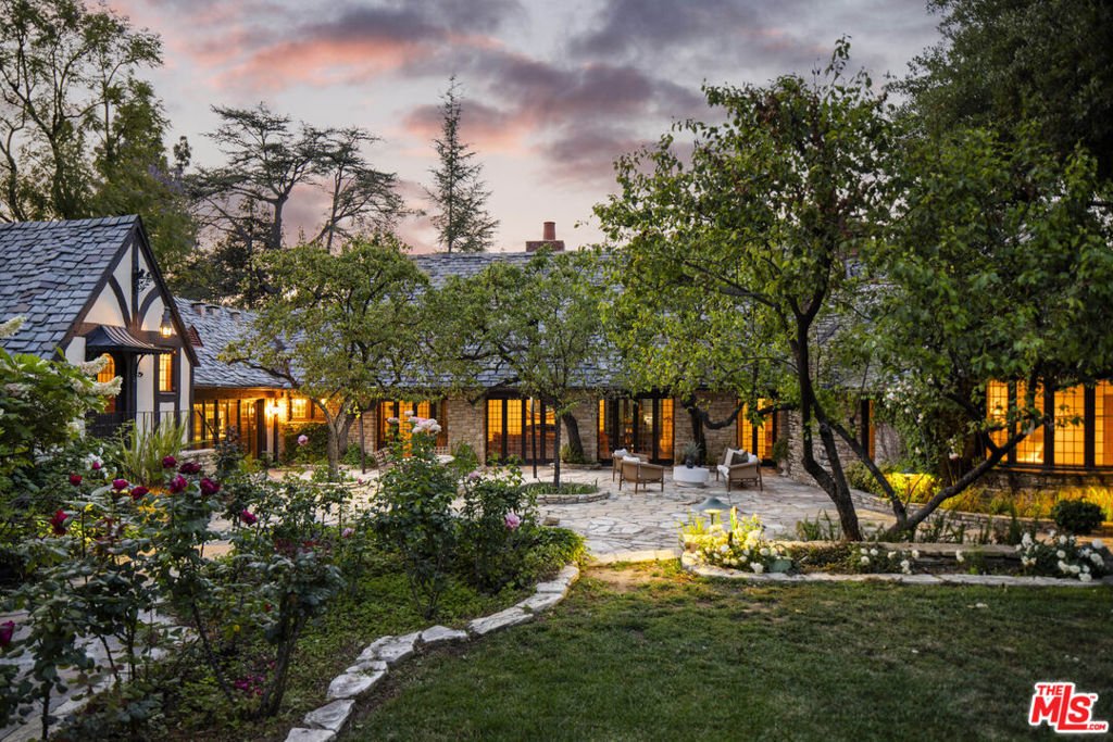 House in Los Angeles, California, United States 1 - 18203438