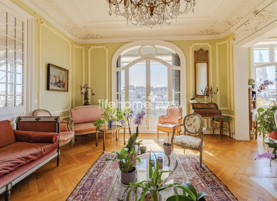 Apartment in 1er Arrondissement, Marseille, France 1 - 18206879