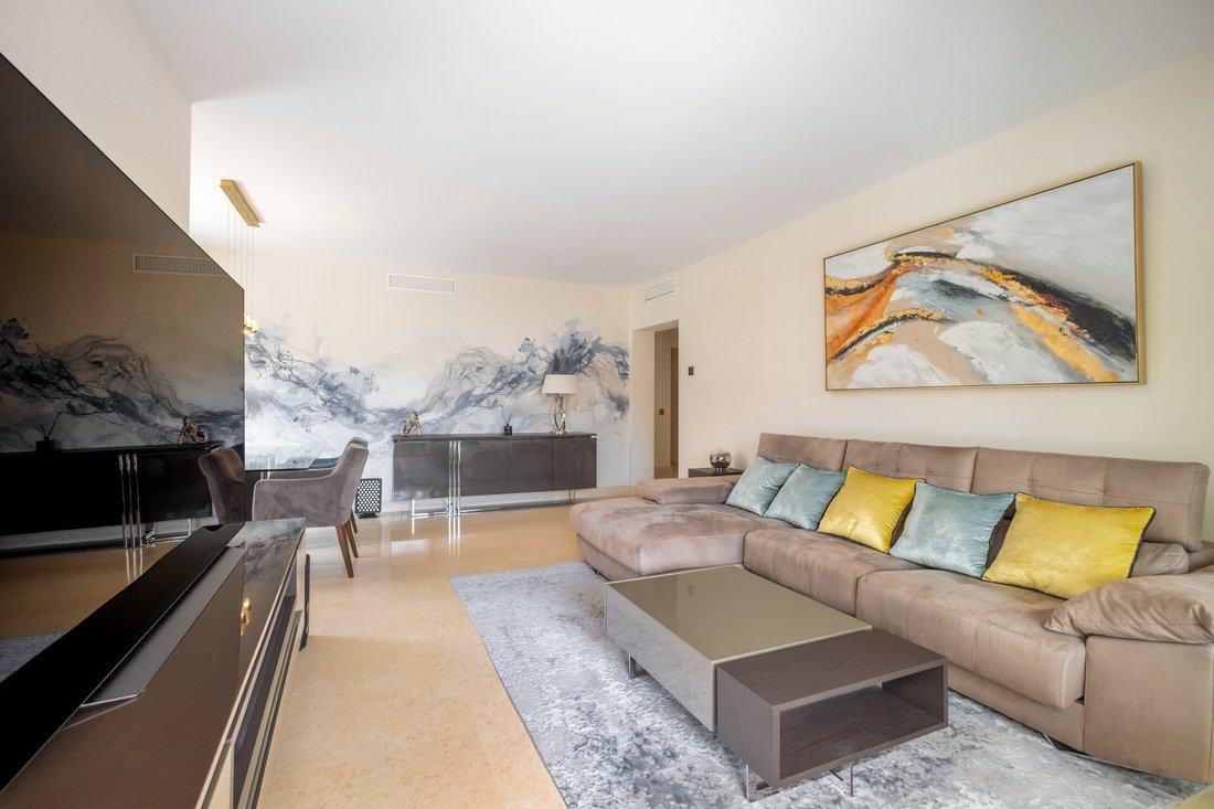 Apartment in Benahavis, Andalusia, Spain 3 - 18203139