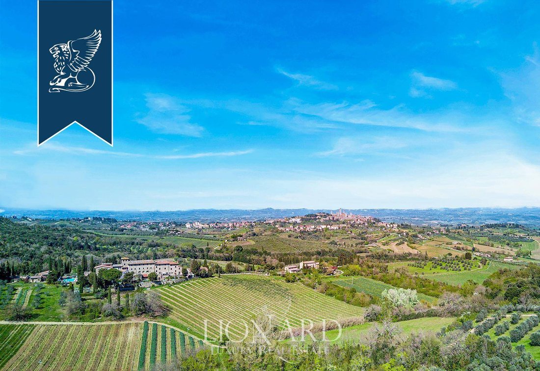 Villa in San Gimignano, Tuscany, Italy 4 - 18205767