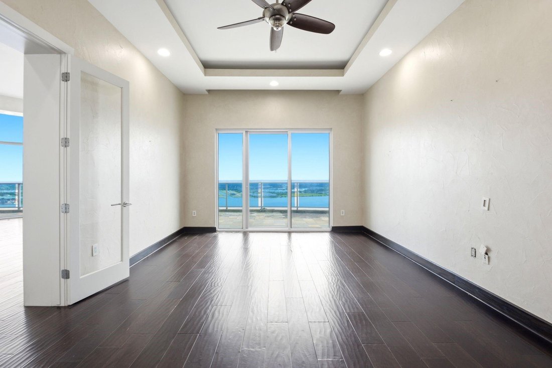 Condo in Seabrook, Texas, United States 5 - 18204813
