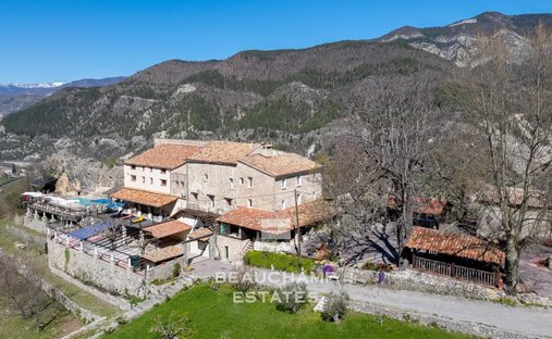 Farm Ranch in Le Cousson, Digne-les-Bains, France 1