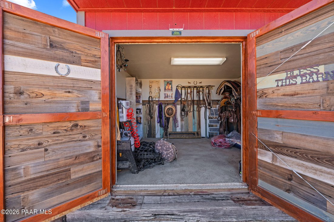 Paulden, Arizona, United States 4 - 18203030
