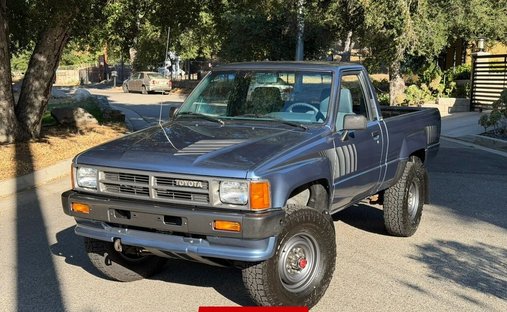 1988 Toyota Pickup Base Short Bed 4X4 in Van nuys, CA, United States 1