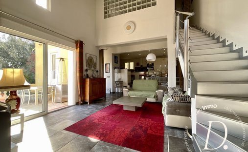 Haus in Hyères, Provence-Alpes-Côte d'Azur, Frankreich 1