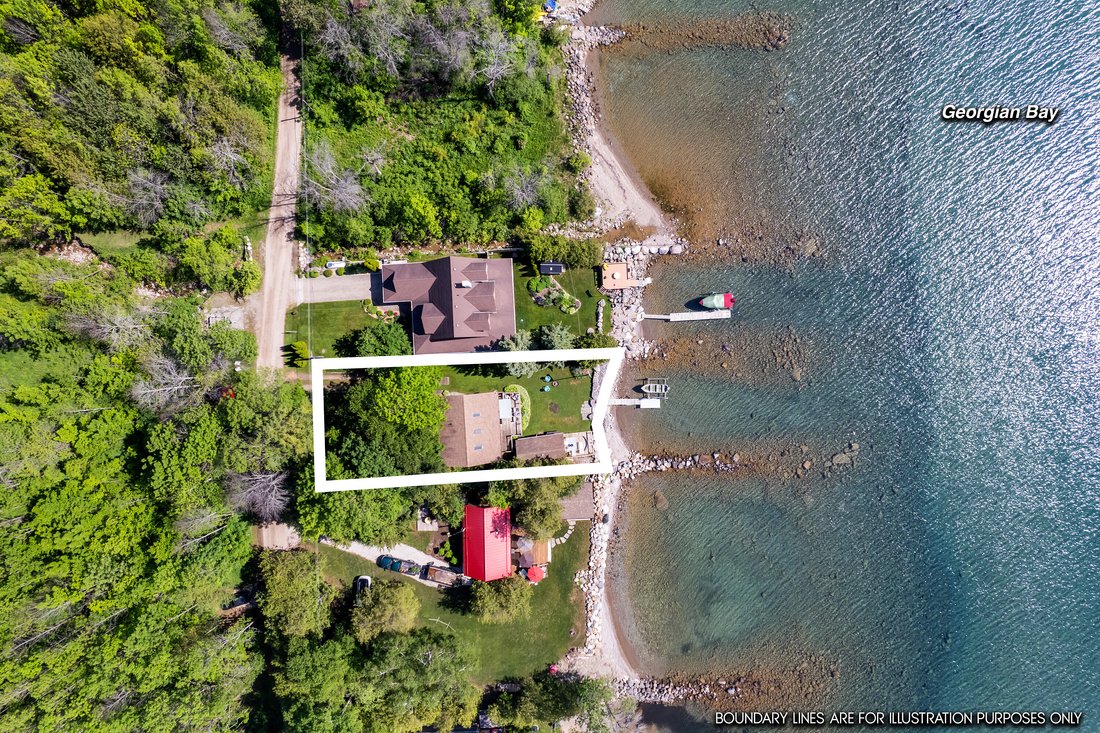House in Meaford, Ontario, Canada 3 - 18201361