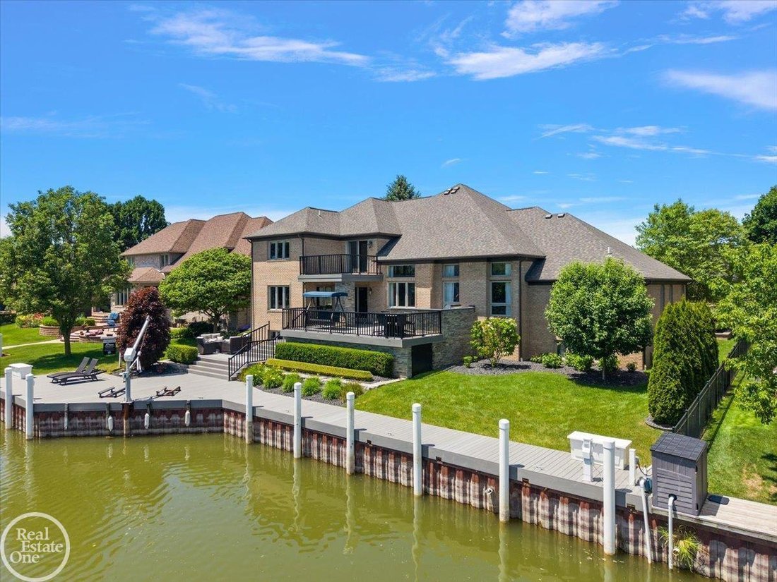 House in New Baltimore, Michigan, United States 5 - 18206618