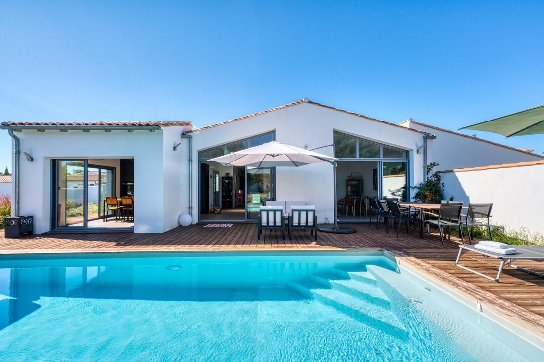 House in La Couarde-sur-Mer, Nouvelle-Aquitaine, France 1 - 13773616