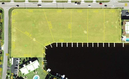 Land in Punta Gorda, Florida, United States 1