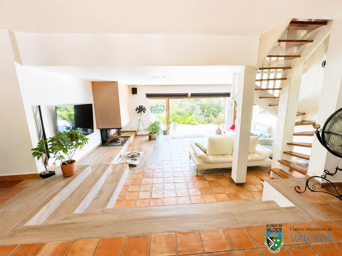 Villa in La Londe-les-Maures, Provence-Alpes-Côte d'Azur, France 5 - 17939505