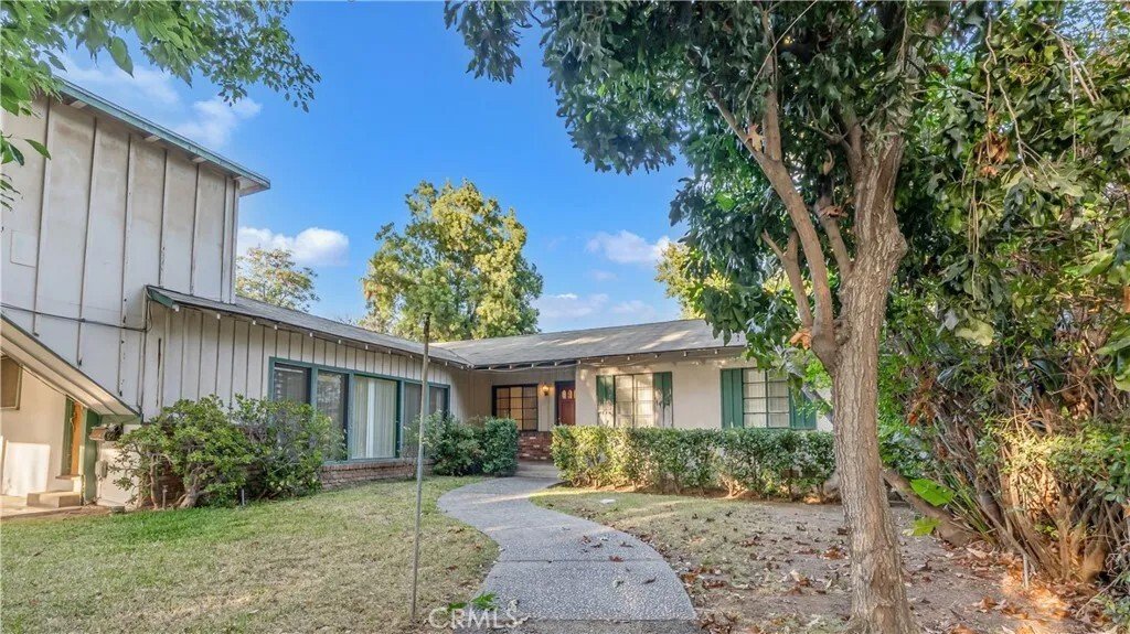 House in Sierra Madre, California, United States 1 - 18204719