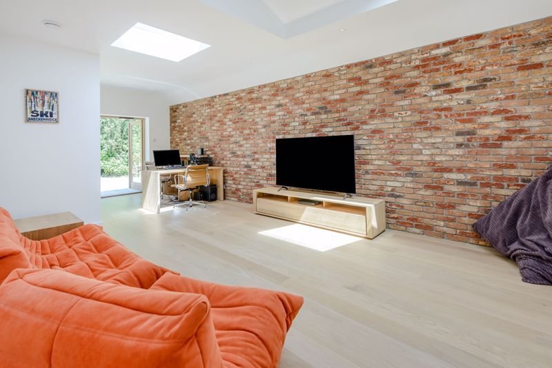 House in Peaslake, Shere, England 5 - 18199575