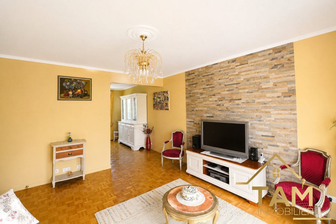 House in Langevin, Saint-Cyr-l'Ecole, France 3 - 18206850