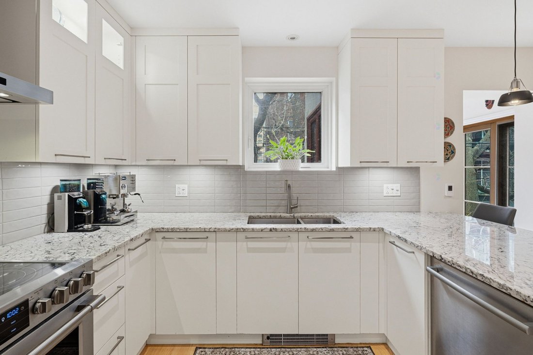 Apartment in Montréal, Quebec, Canada 4 - 18205592