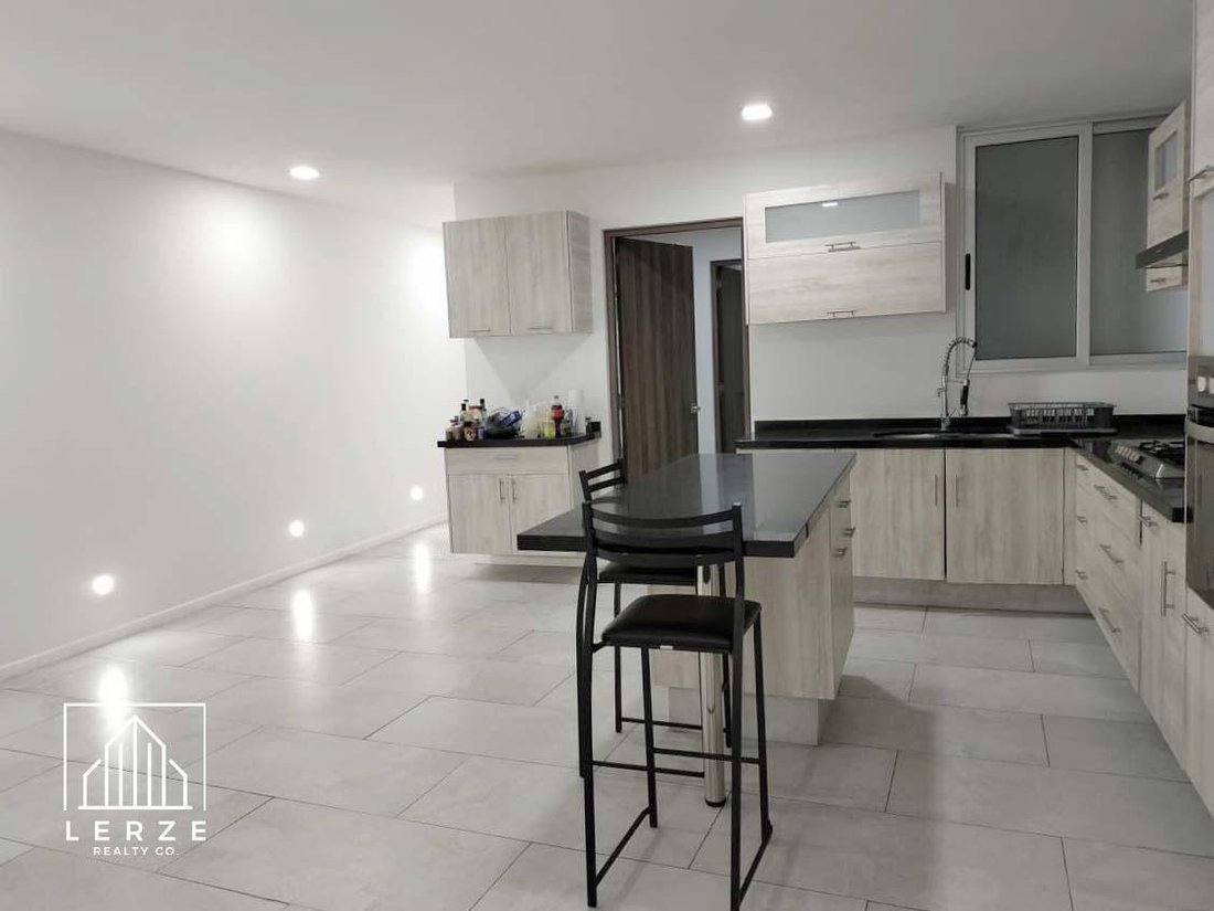 Apartment in Naucalpan de Juárez, State of Mexico, Mexico 5 - 18199356