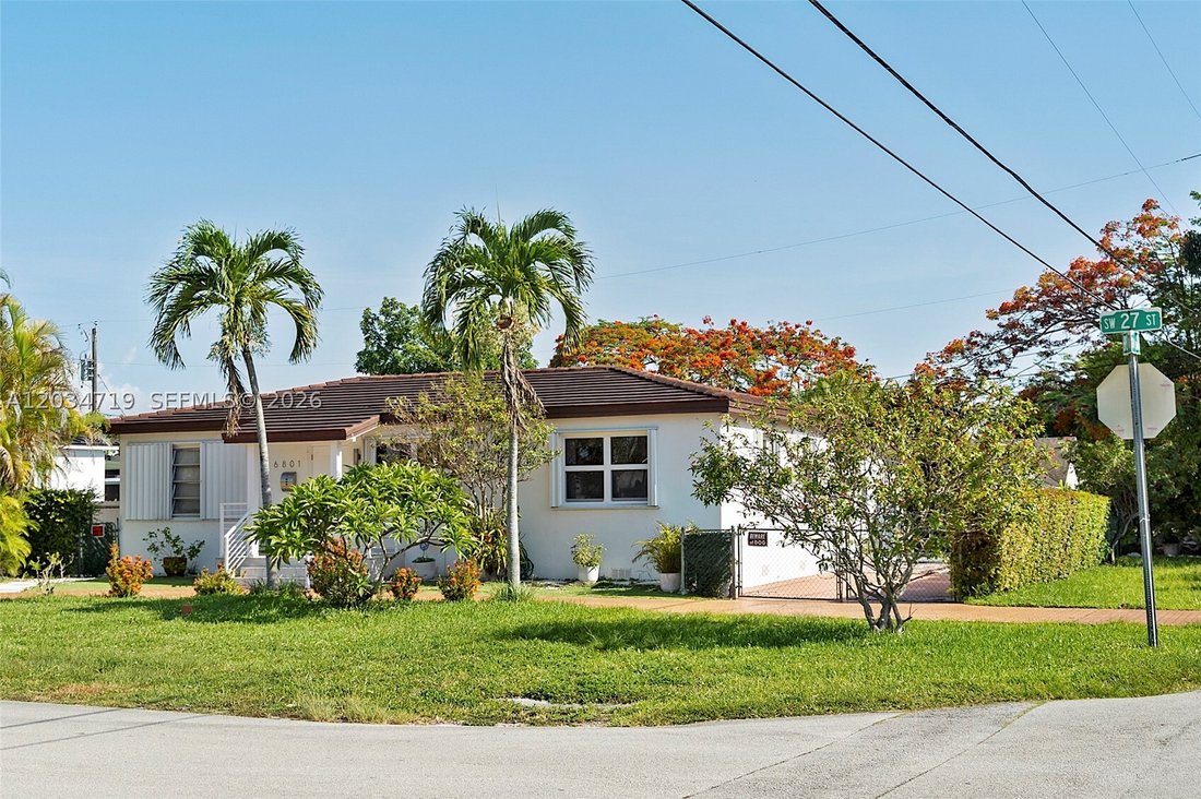 House in Miami, Florida, United States 2 - 18204111
