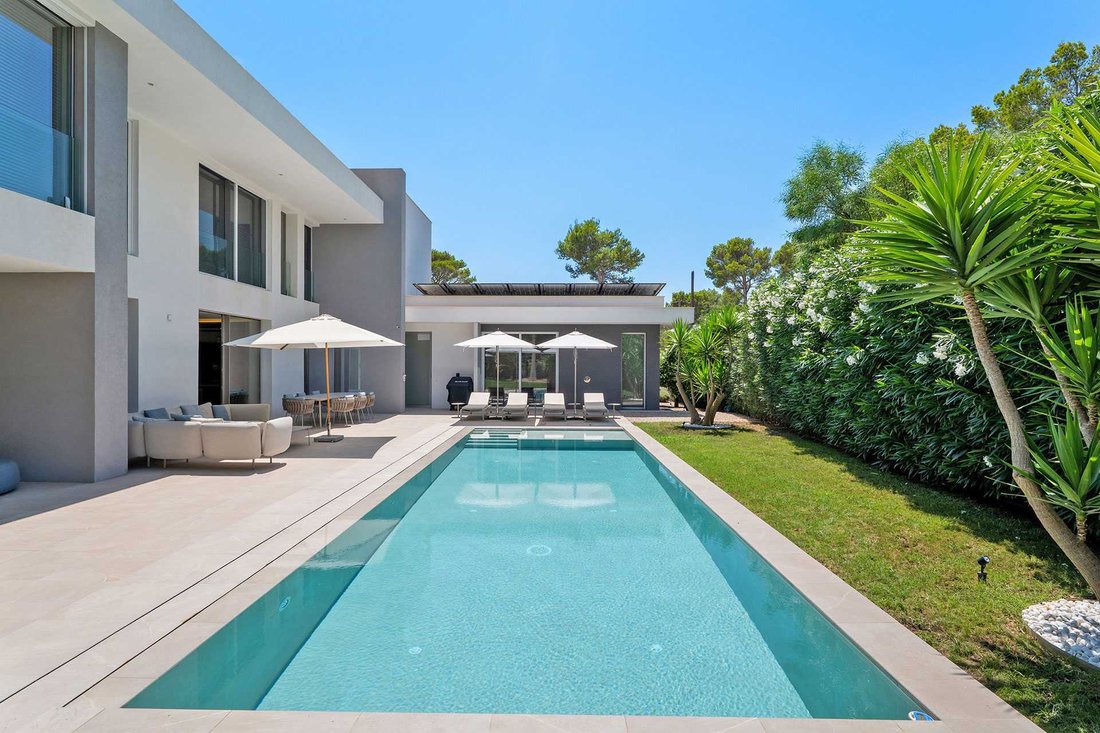 Villa in Rotes Velles, Calvia, Balearic Islands 2 - 18200192