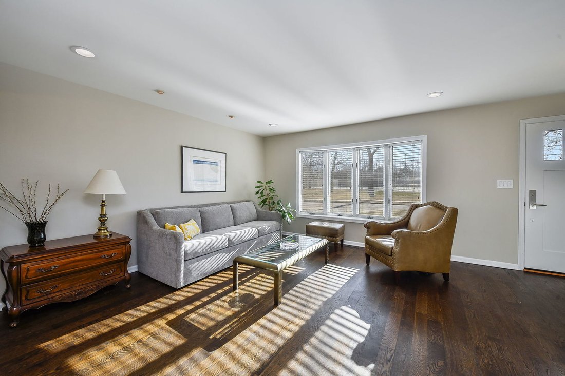 House in Glen Ellyn, Illinois, United States 3 - 18204956