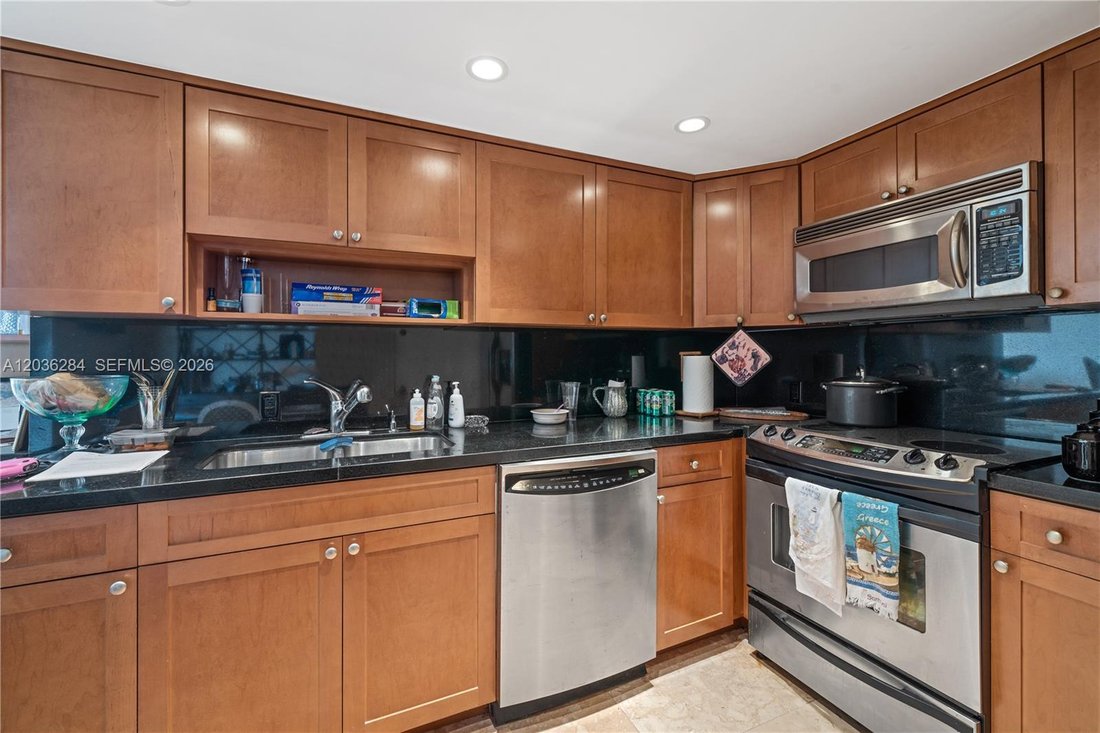 Condo in Miami Beach, Florida, United States 4 - 18200858