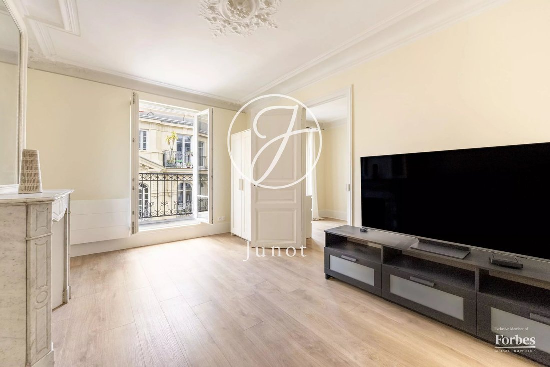 Apartment in Courcelles-Wagram, Paris 17e Arrondissement, Paris 3 - 17757132