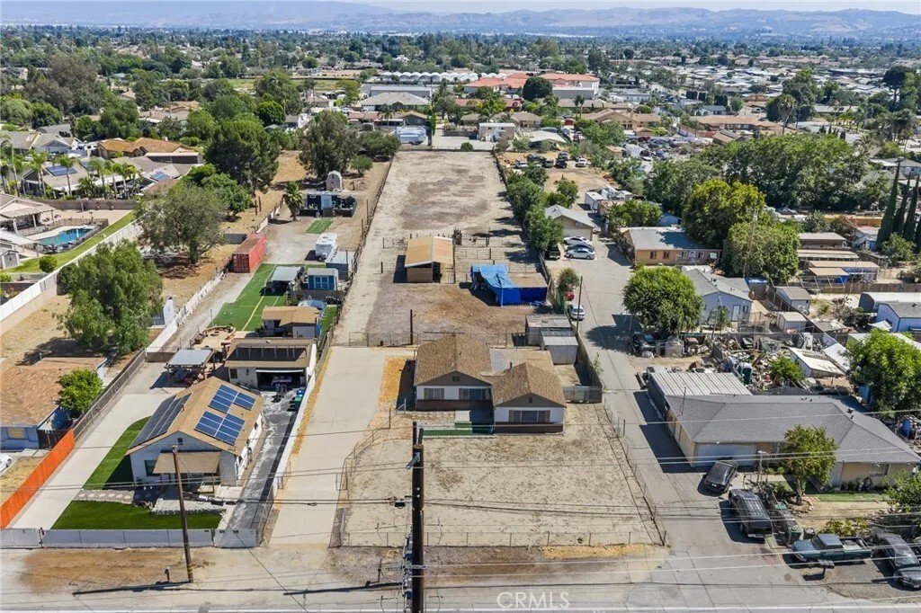House in Chino, California, United States 3 - 18200344