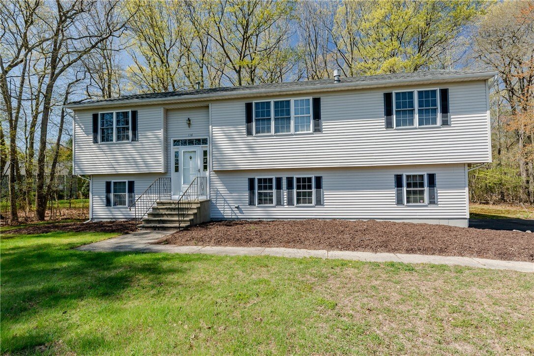 House in Cranston, Rhode Island, United States 2 - 18199383