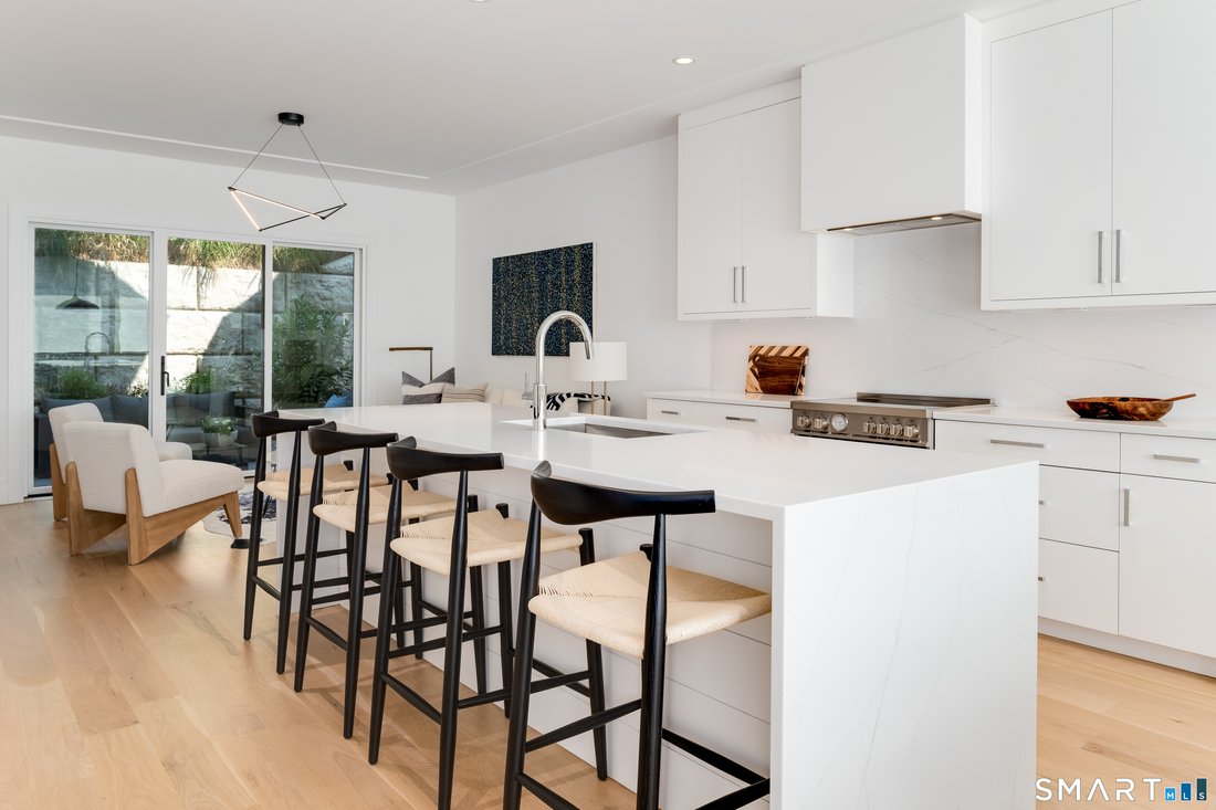 Condo in Westport, Connecticut, United States 2 - 18203637