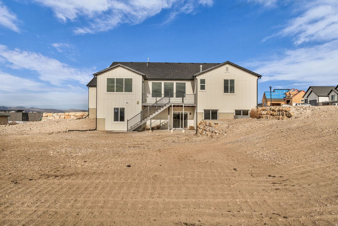 House in Eagle Mountain, Utah, United States 2 - 18203741