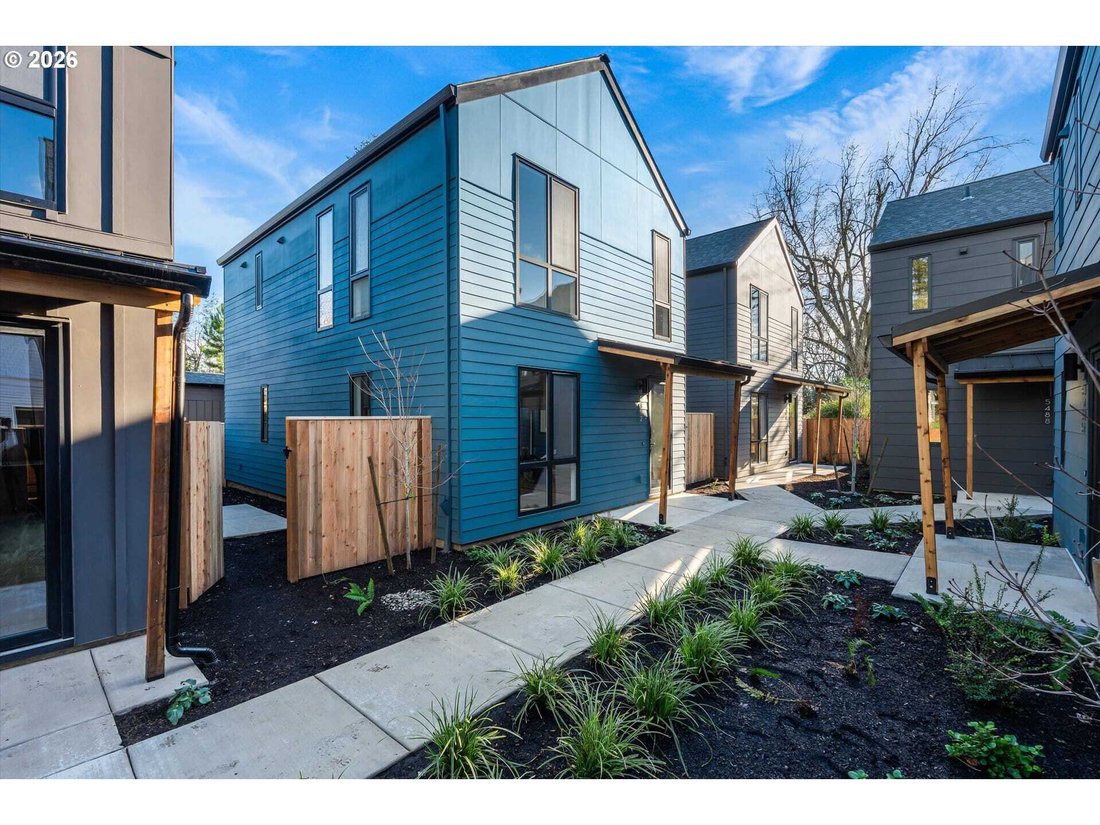 House in Portland, Oregon, United States 2 - 18203144