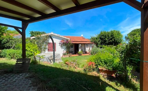 Villa en Numana, Marcas, Italia 1