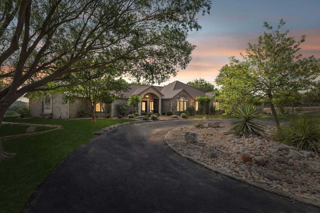 Farm Ranch in Center Point, Texas, United States 1 - 18206729
