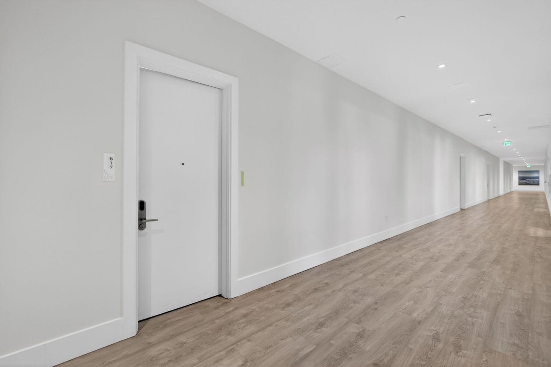 Condo in Lake Park, Florida, United States 3 - 18204581