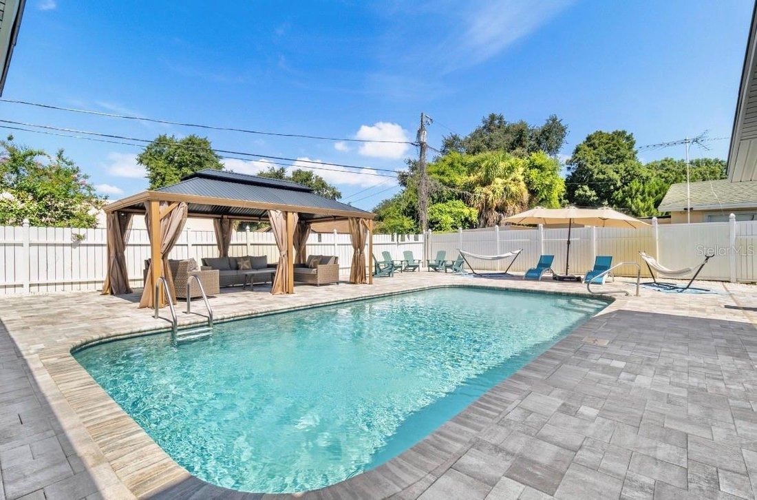 House in St. Petersburg, Florida, United States 2 - 18203814